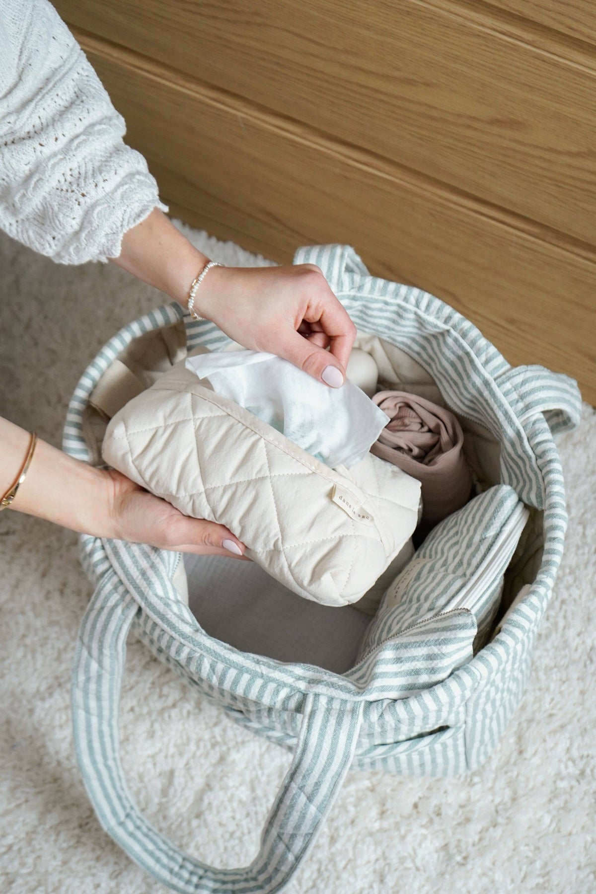 Quilted Wipes Pouch - Crème