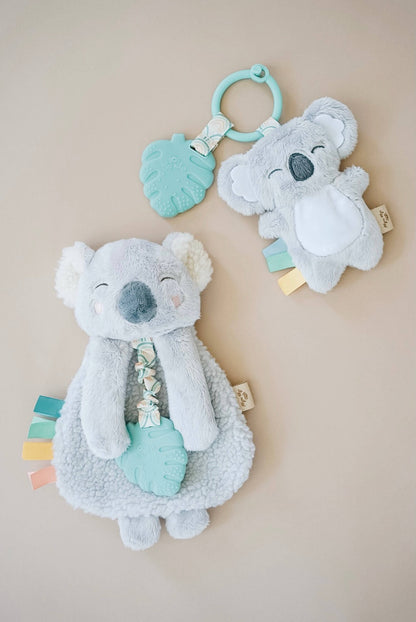 Itzy Pal™ Plush + Teether: Avocado