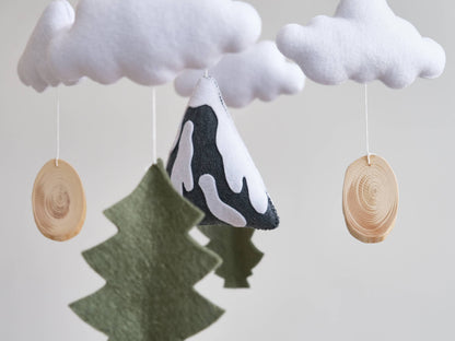 Baby mobile - Mountain nursery mobile - Baby crib mobile