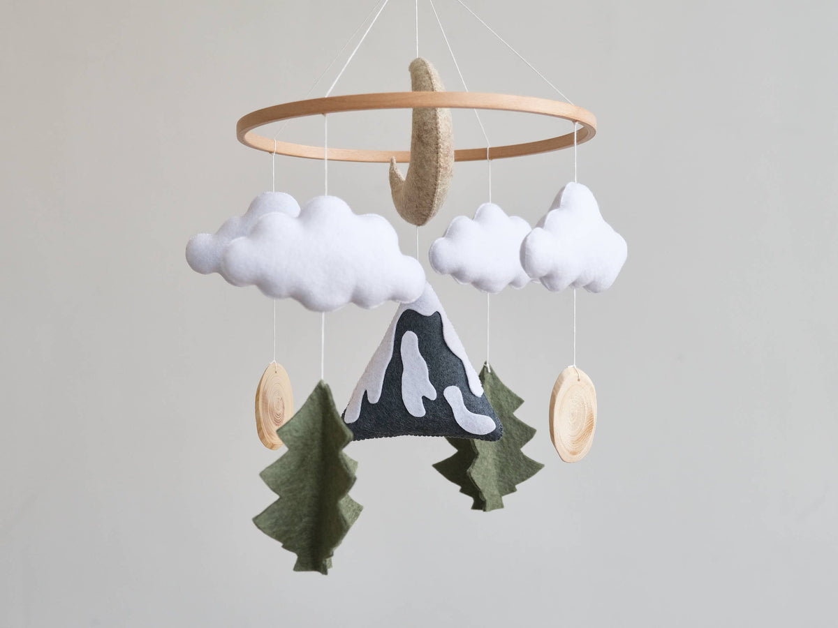 Baby mobile - Mountain nursery mobile - Baby crib mobile