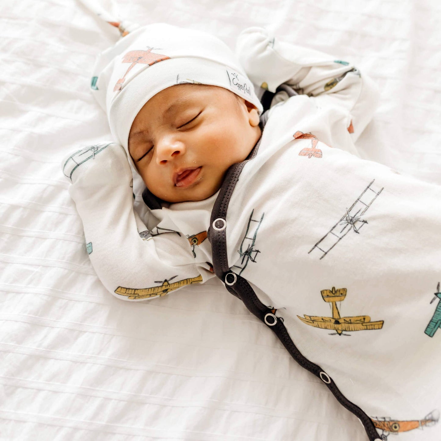 Newborn Knotted Gown - Ace