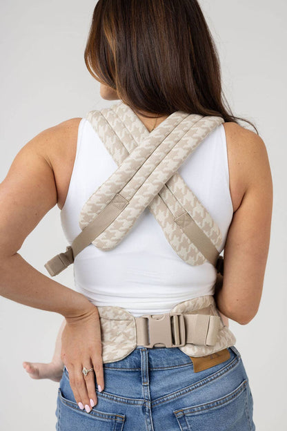 The Monarch Baby Carrier - Houndstooth