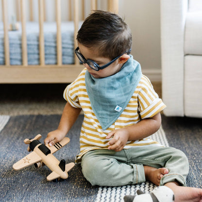 Muslin/Fleece Bib 4 Pack