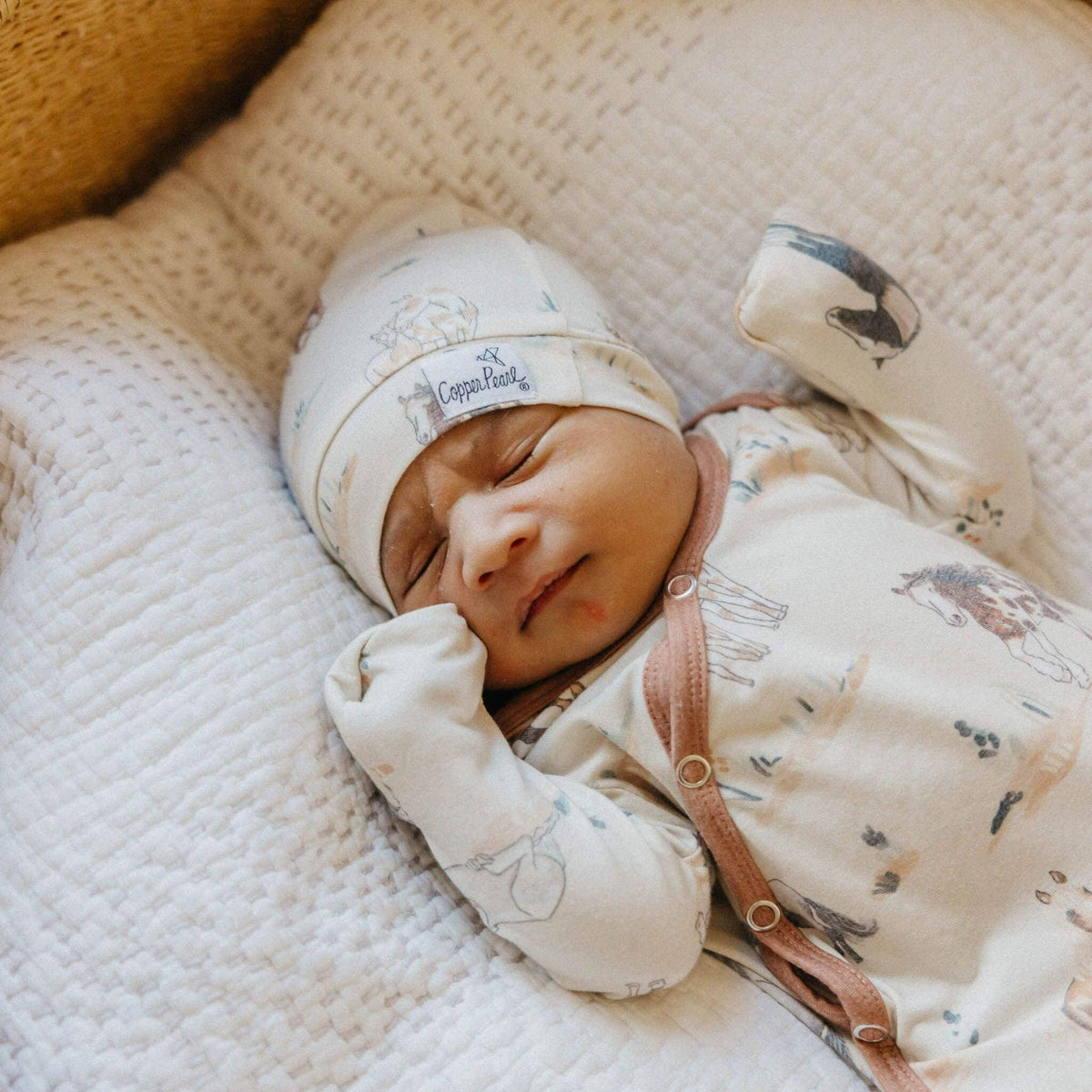 Newborn Knotted Gown - Montana
