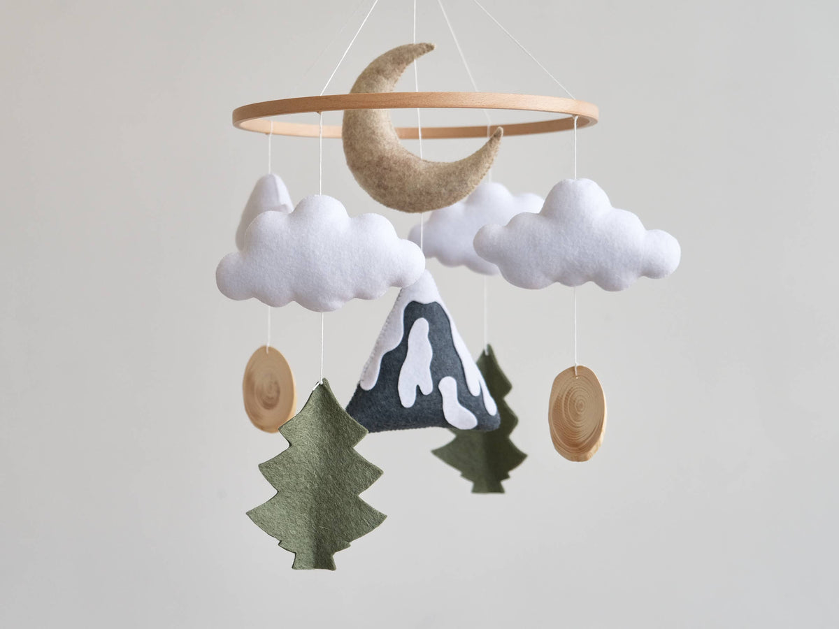 Baby mobile - Mountain nursery mobile - Baby crib mobile