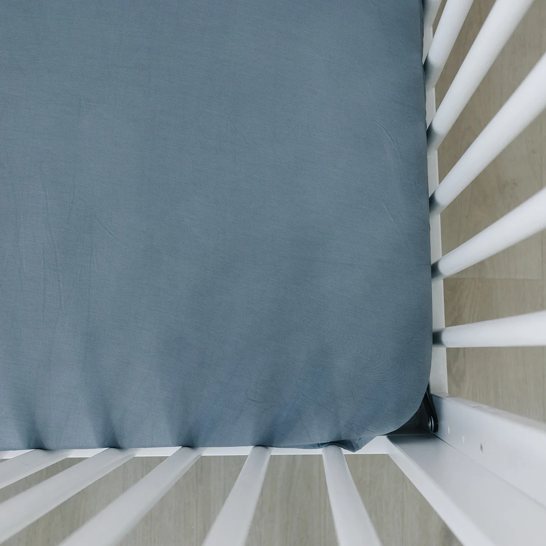 Mebie - Bamboo Crib Sheet