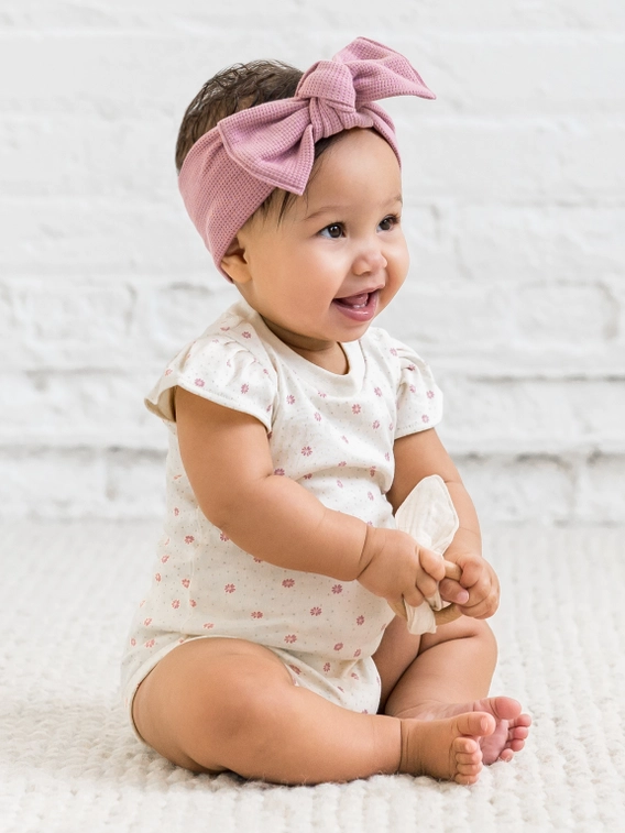 Organic Pearl Petal Sleeve Bodysuit - Floral/Punch